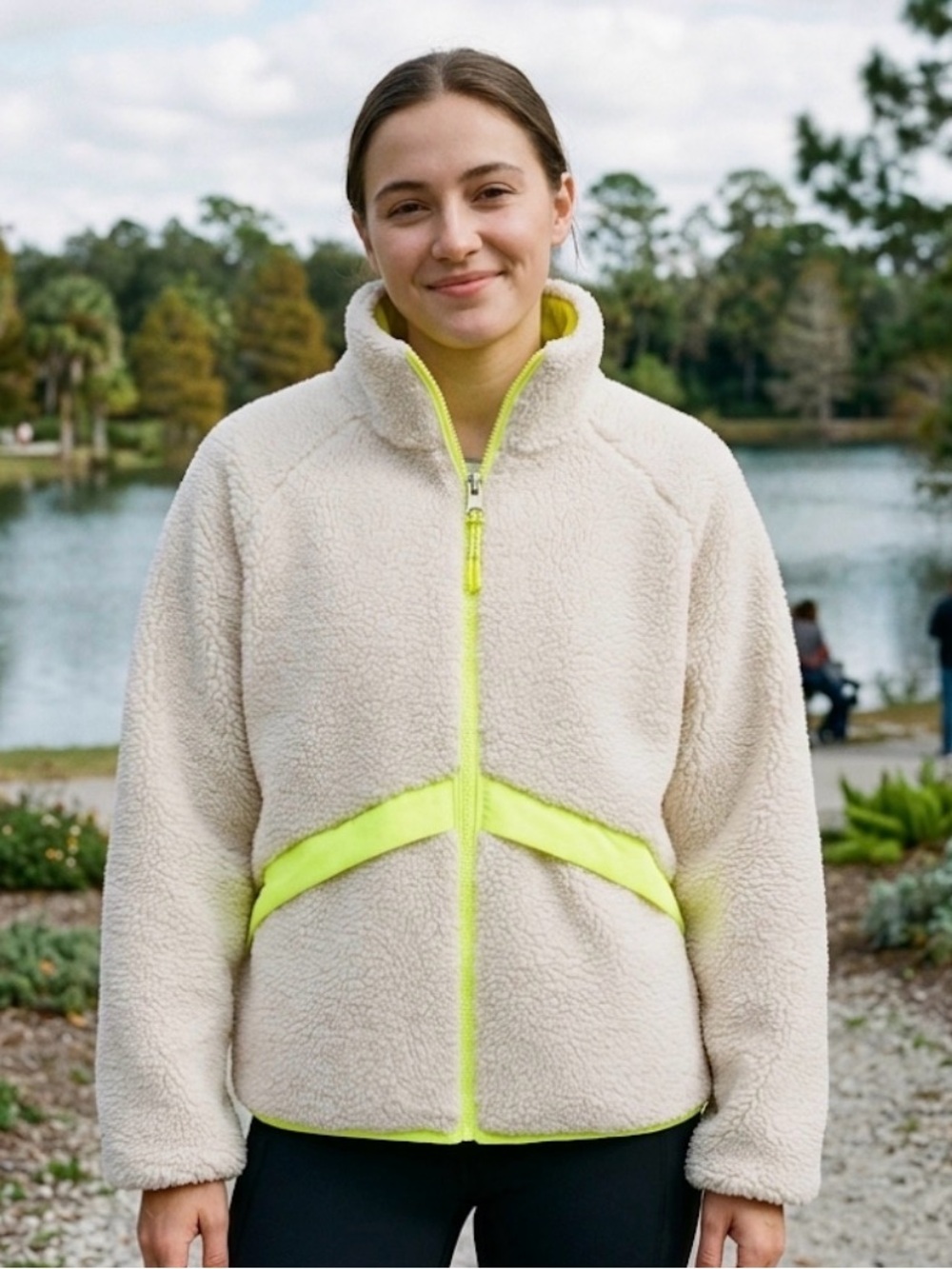 NWT REVERSIBLE Calvin Klein Performance Cream and Yellow Teddy Jacket